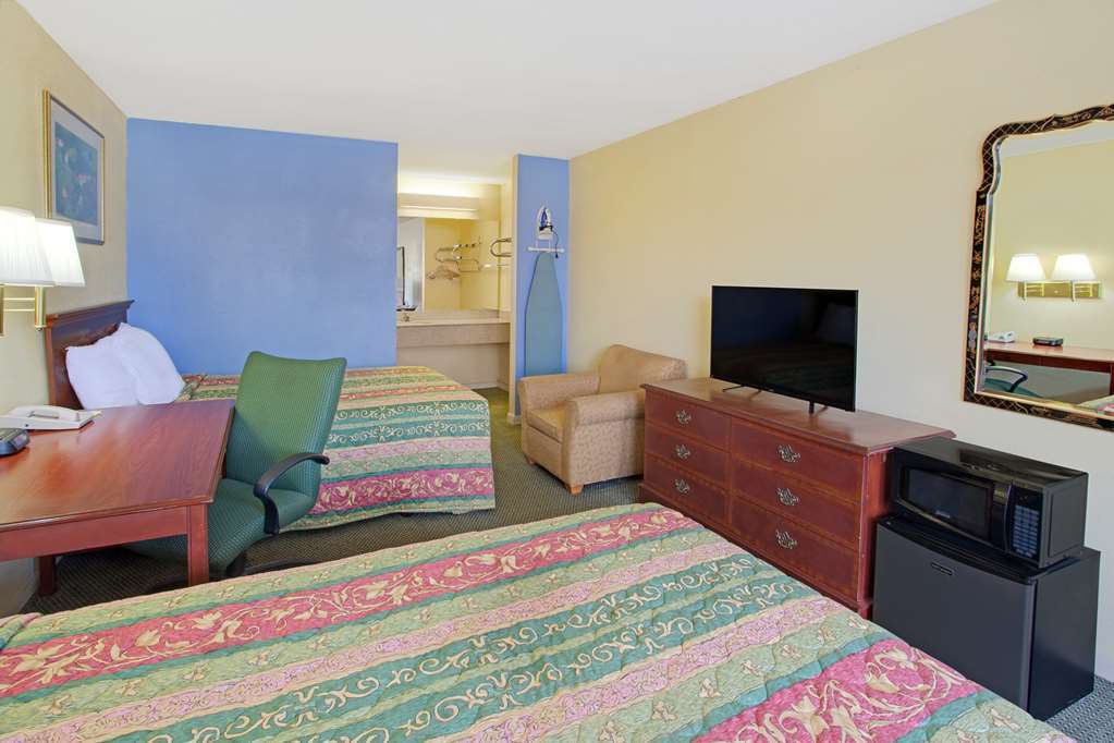 Days Inn By Wyndham College Park Airport Best Road Chambre photo